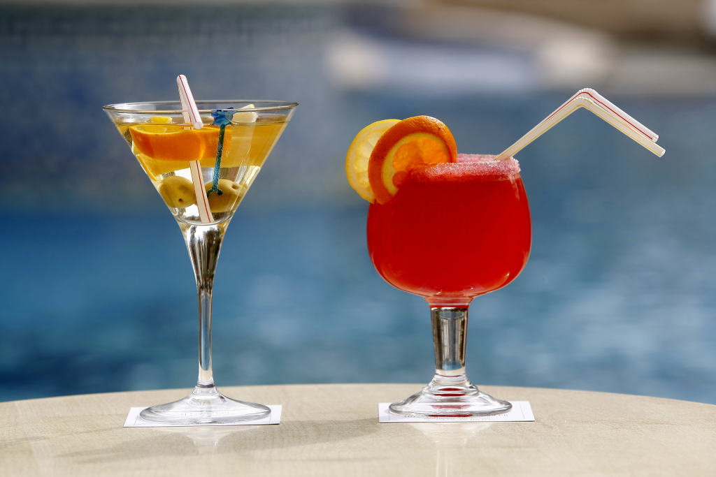 cocktails-hotel-medsur-alone-finestrat-benidorm